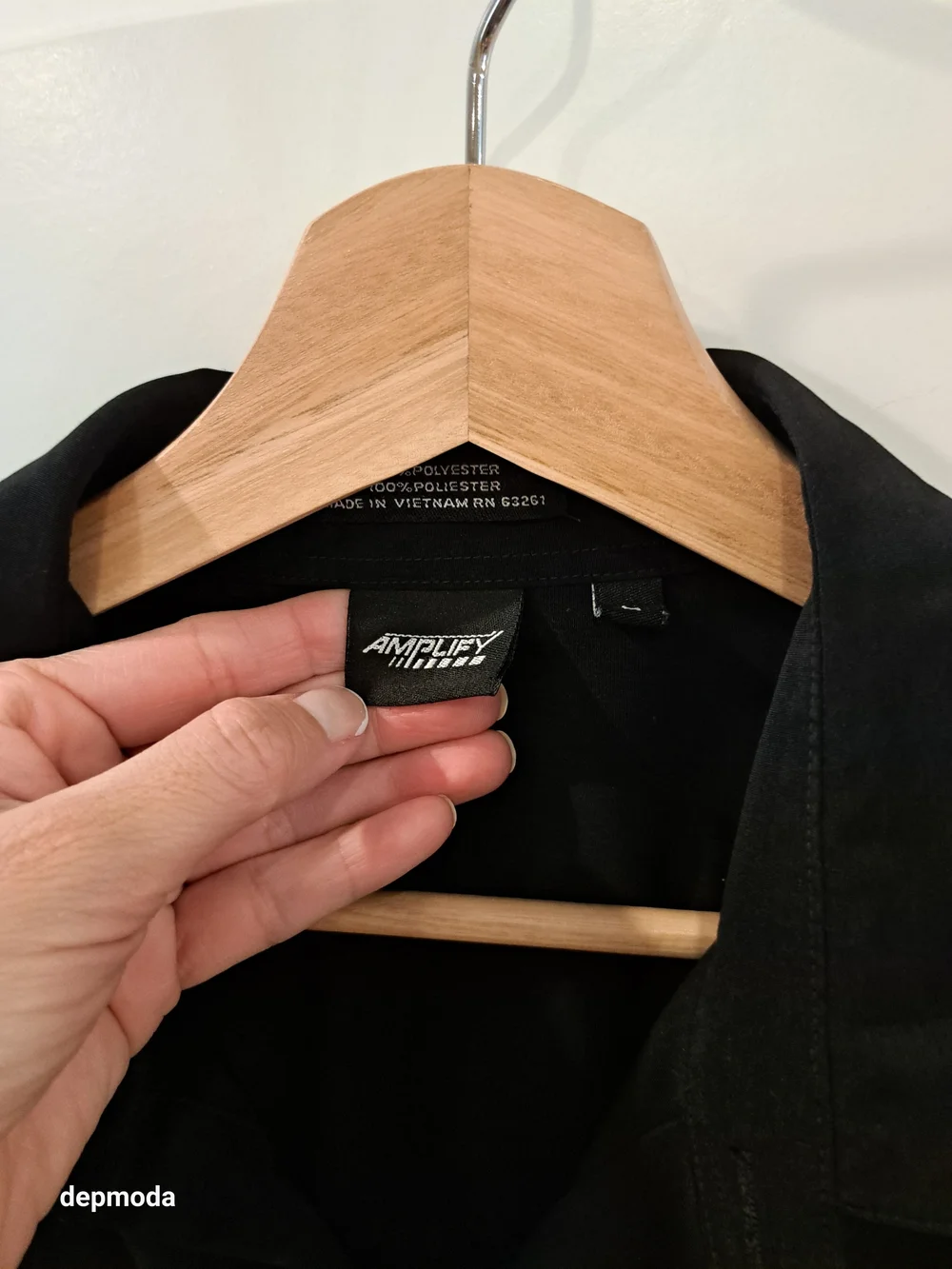 Amplify Black Short-Sleeve Casual Button-Down Shirt with Contrast Stitch Size L